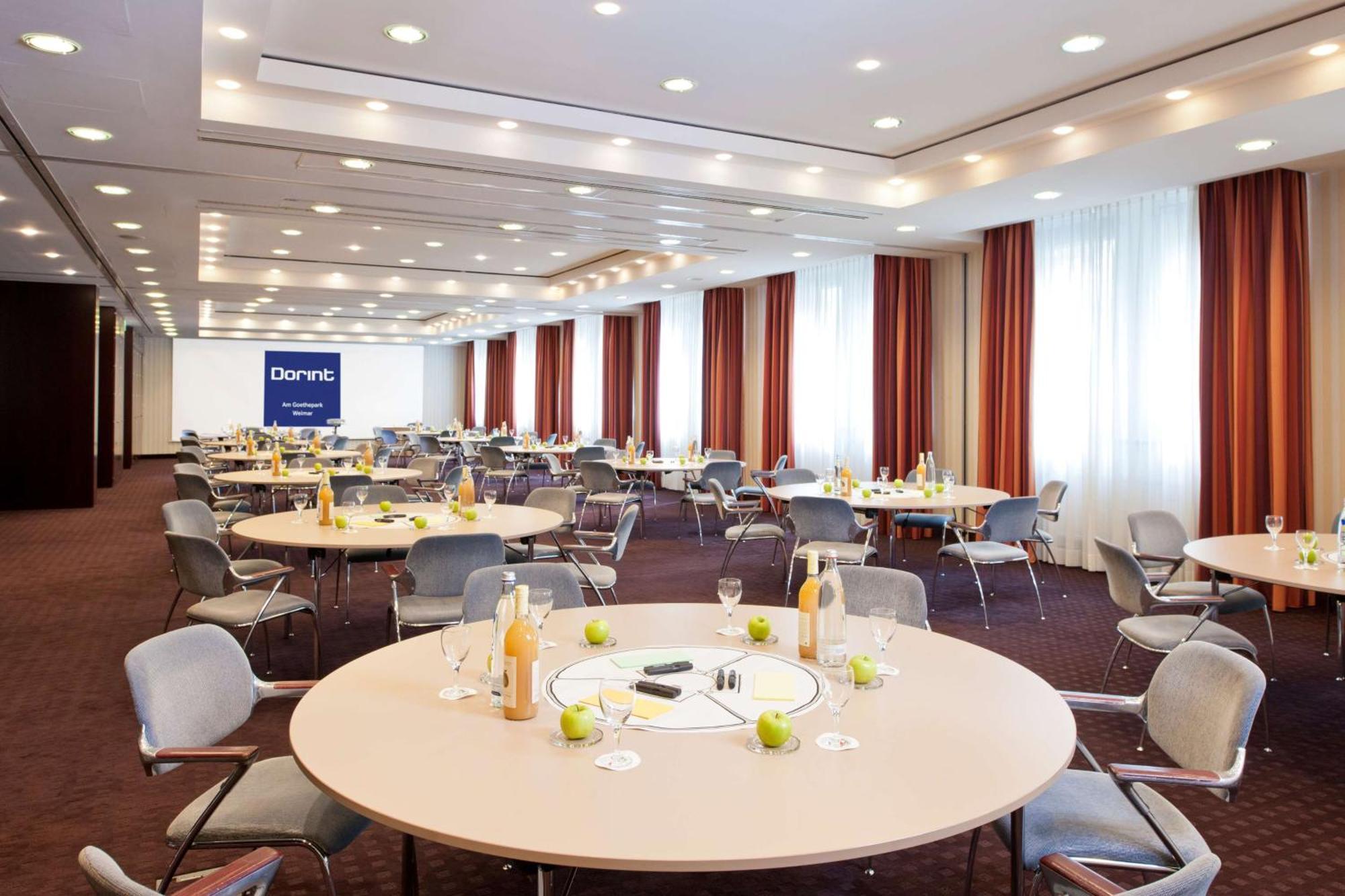 Dorint Am Goethepark Hotel 4*