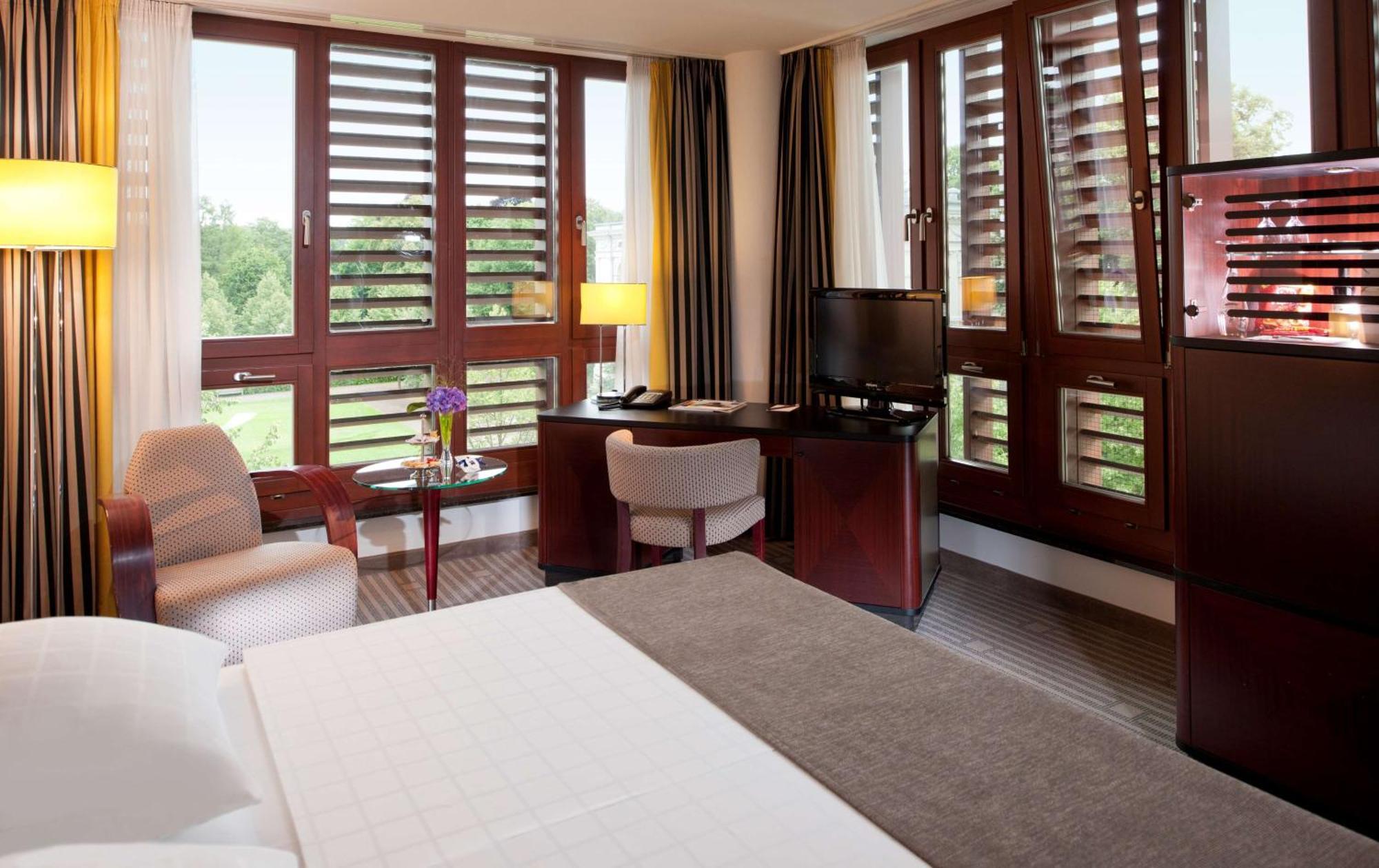 Dorint Am Goethepark Hotel 4*